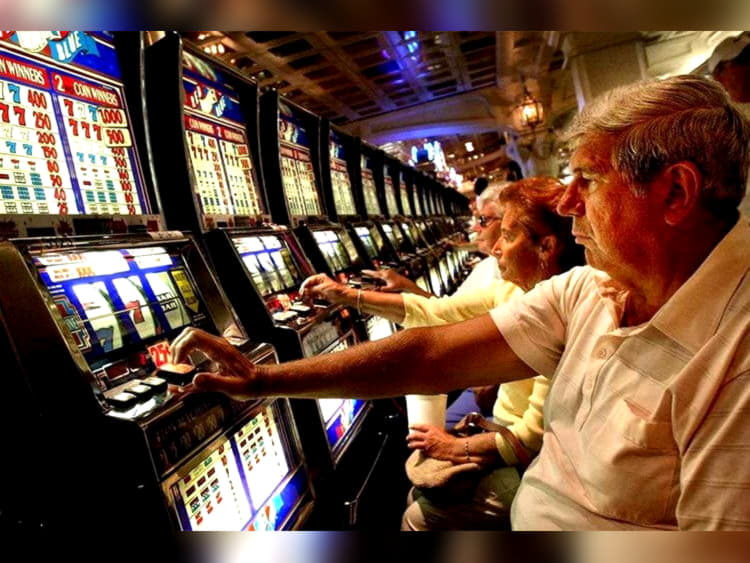 EUR 305 Casino Chip at Gamebookers Casino