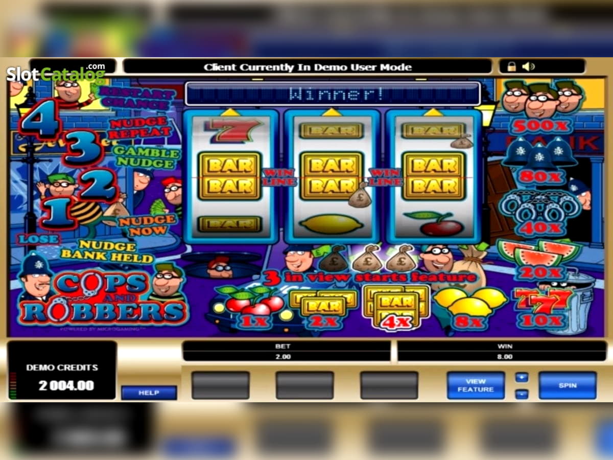 205 FREE Spins at Luxury Casino