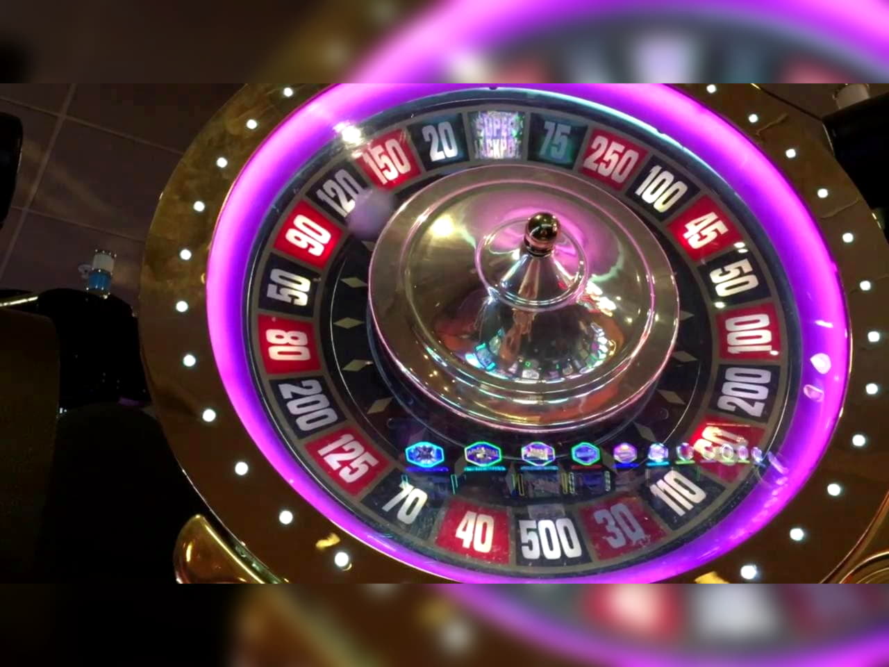 EURO 1495 NO DEPOSIT CASINO BONUS at Luxury Casino
