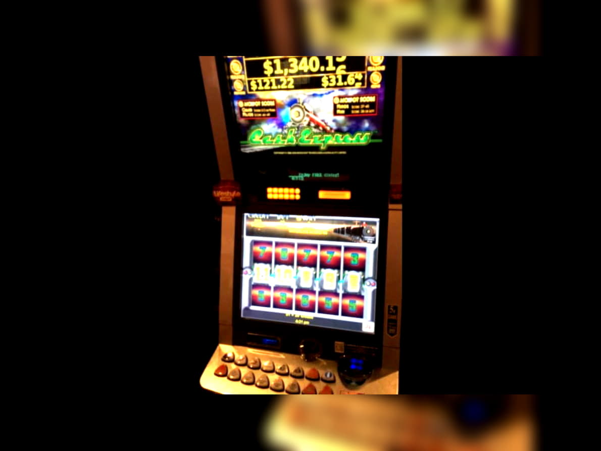 £650 Daily freeroll slot tournament at Royal Dubai Casino