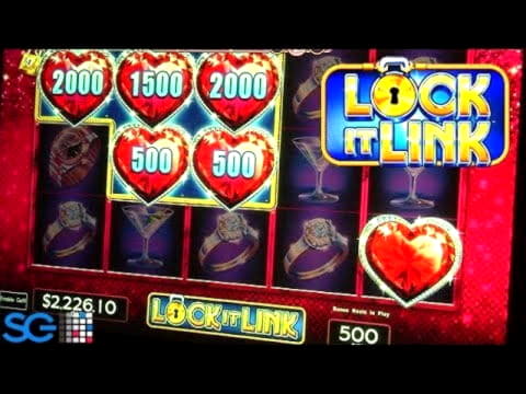 EURO 530 Daily freeroll slot tournament at Luxury Casino