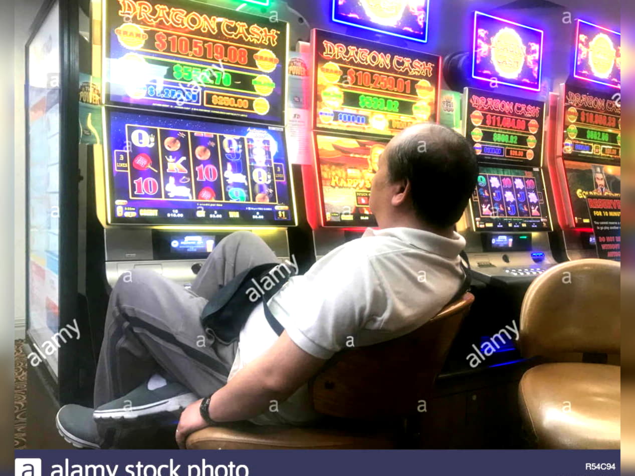 EUR 915 Daily freeroll slot tournament at William Hill Casino