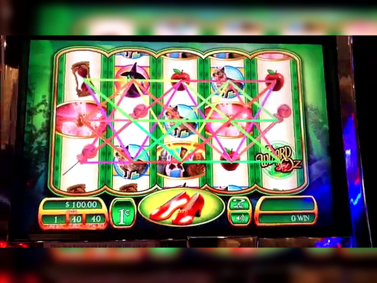 £325 Casino chip at Cheeky Riches Casino