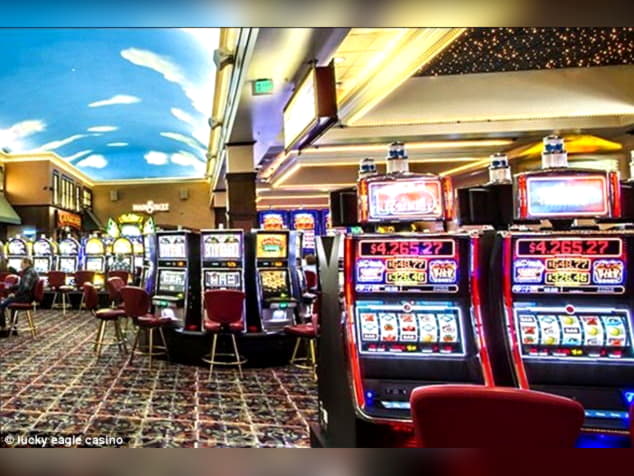 €105 Daily freeroll slot tournament at Gamebookers Casino