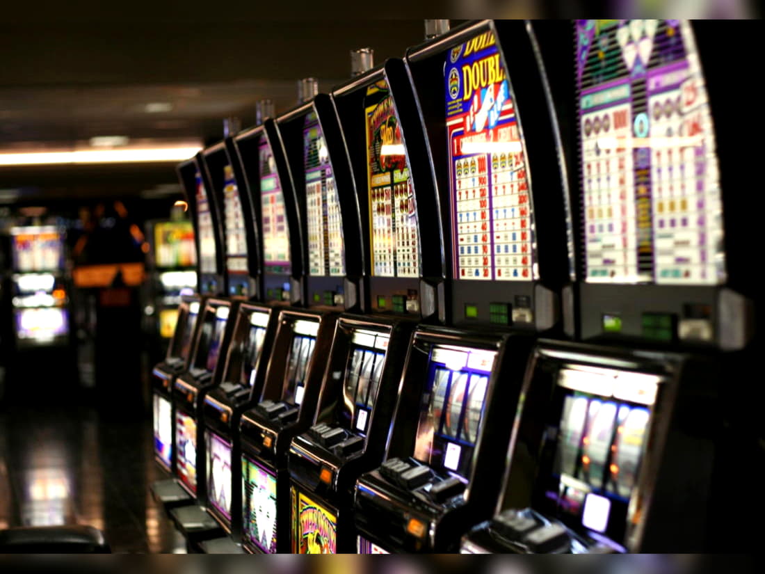 £205 Casino Chip at Bet At Home Casino