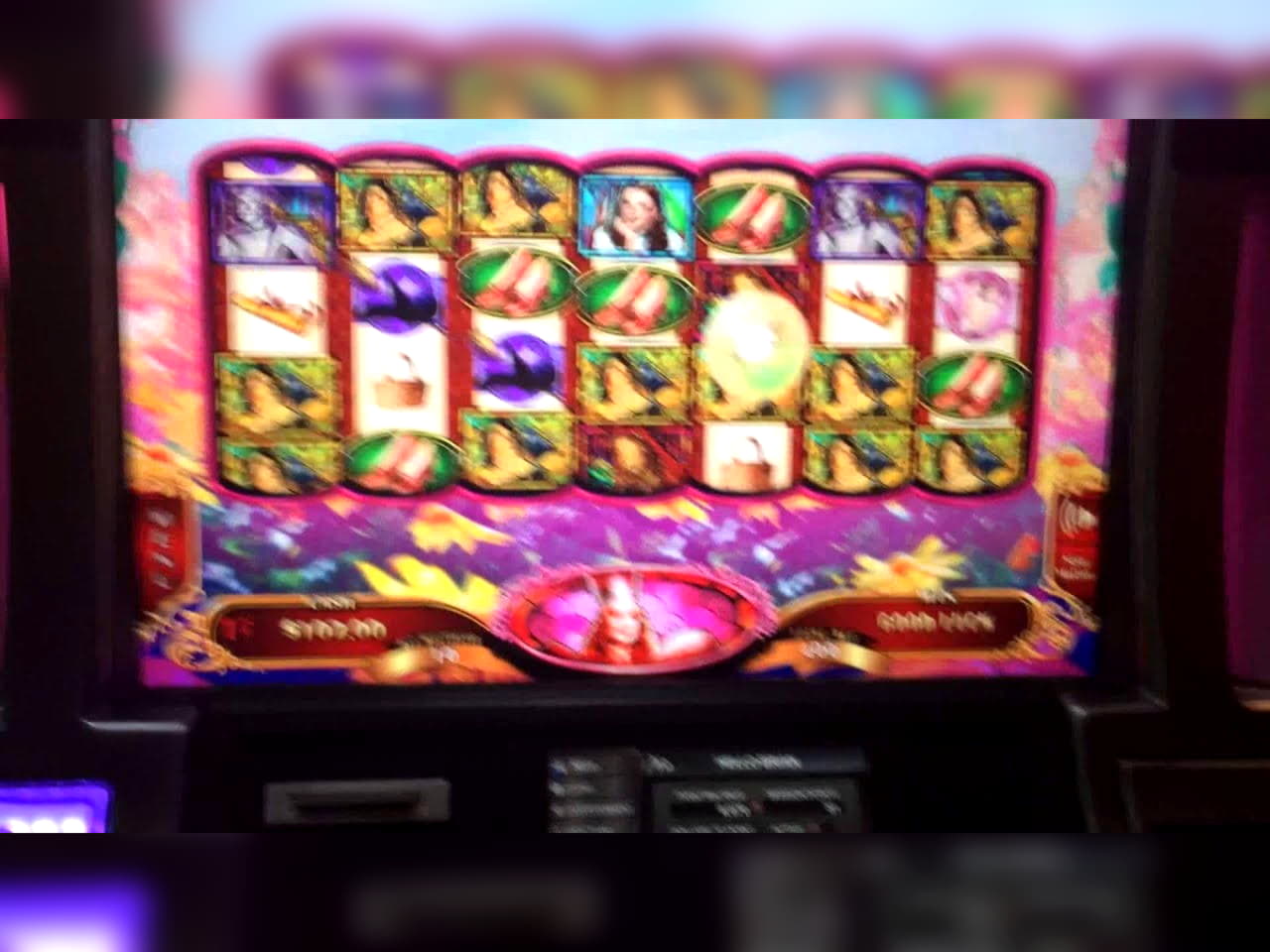 €1290 NO DEPOSIT CASINO BONUS at Spintropolis Casino