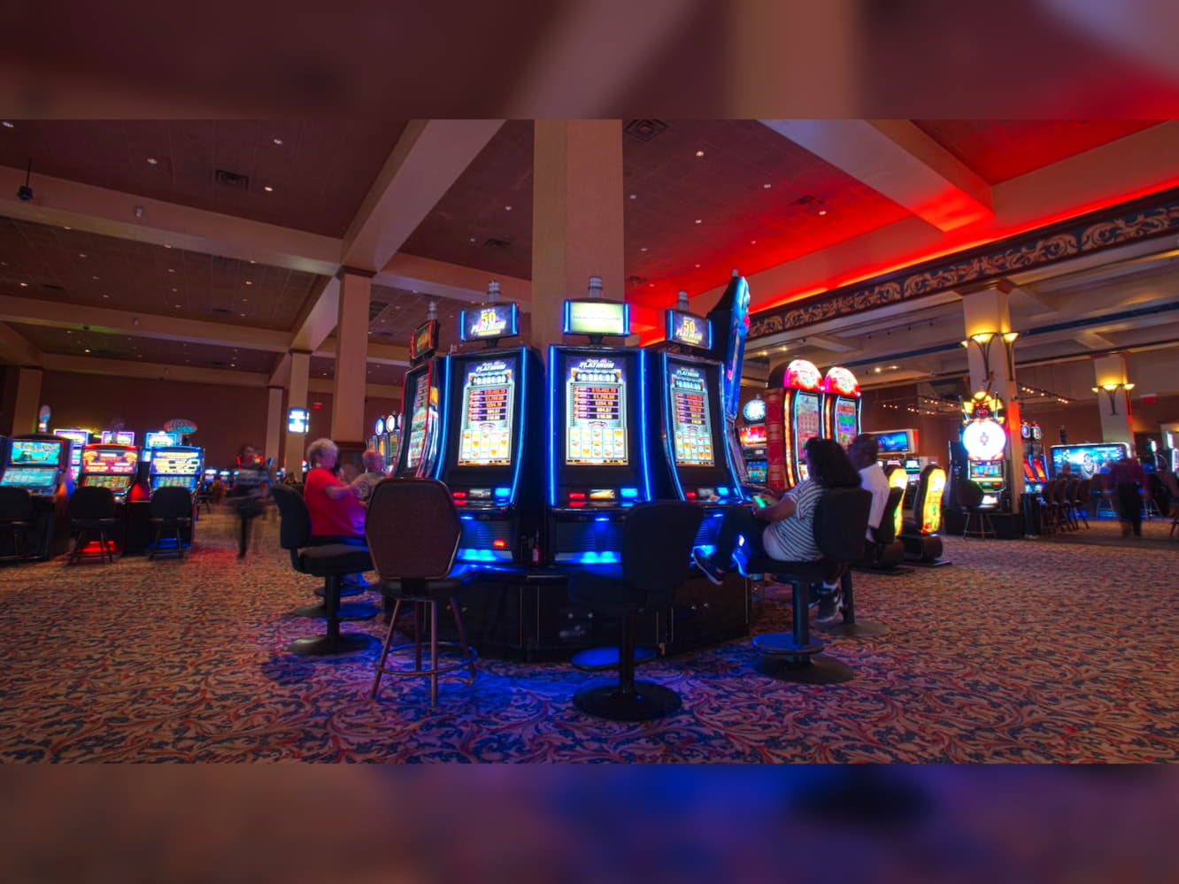 935% No Rules Bonus! at Royal Dubai Casino