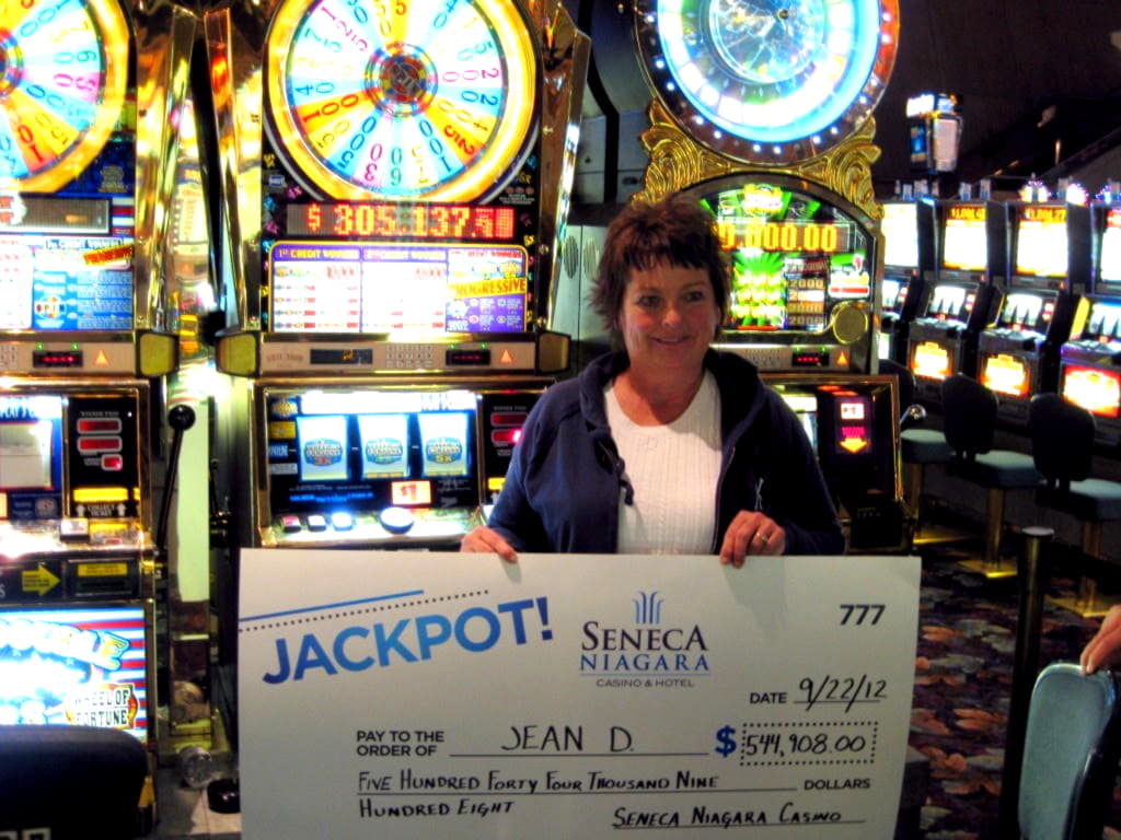 $315 no deposit at River Belle Casino