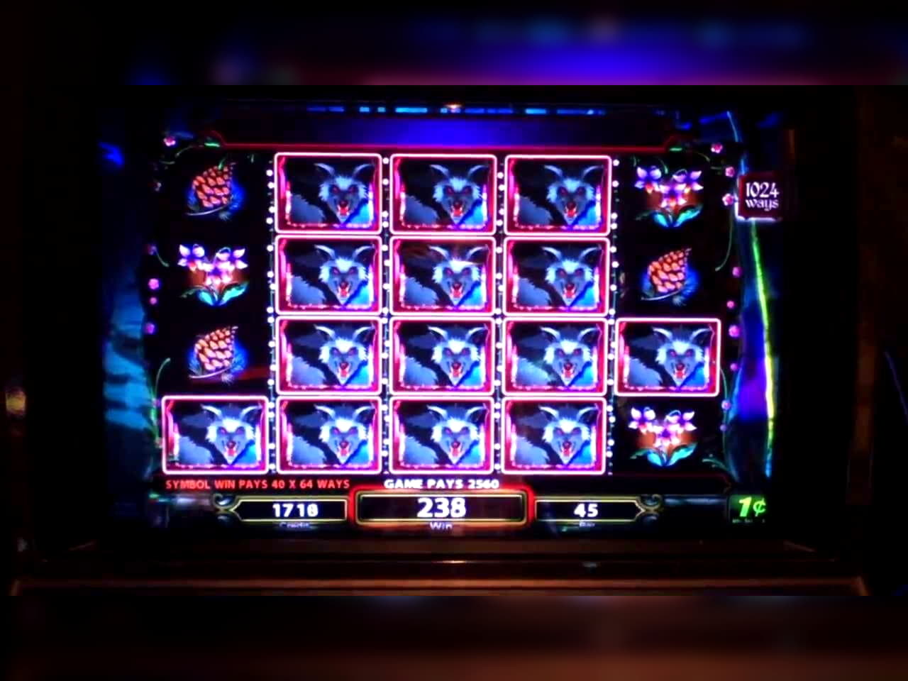 EURO 845 Daily freeroll slot tournament at Royal Dubai Casino