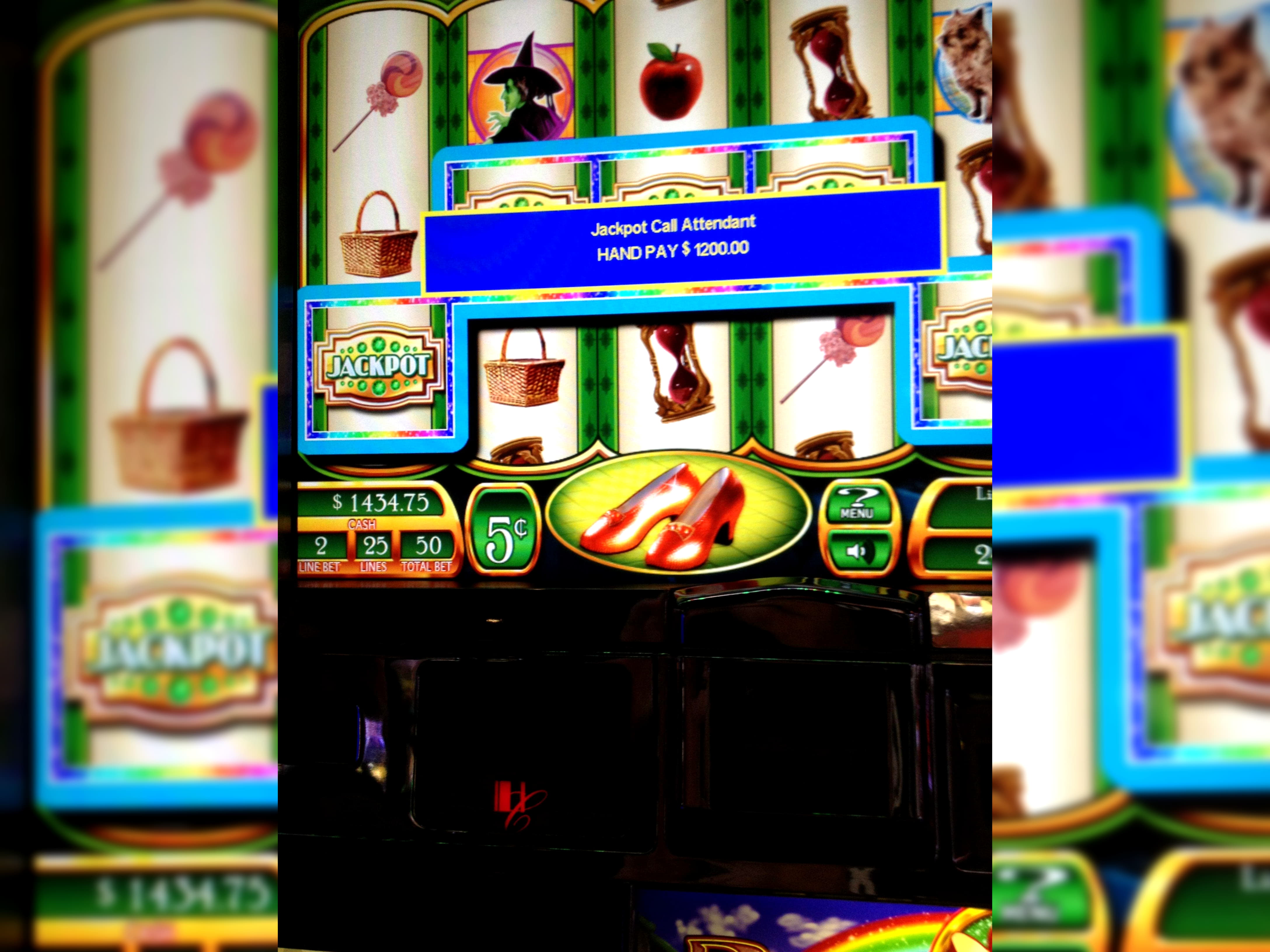 £1900 No deposit bonus at Royal Dubai Casino