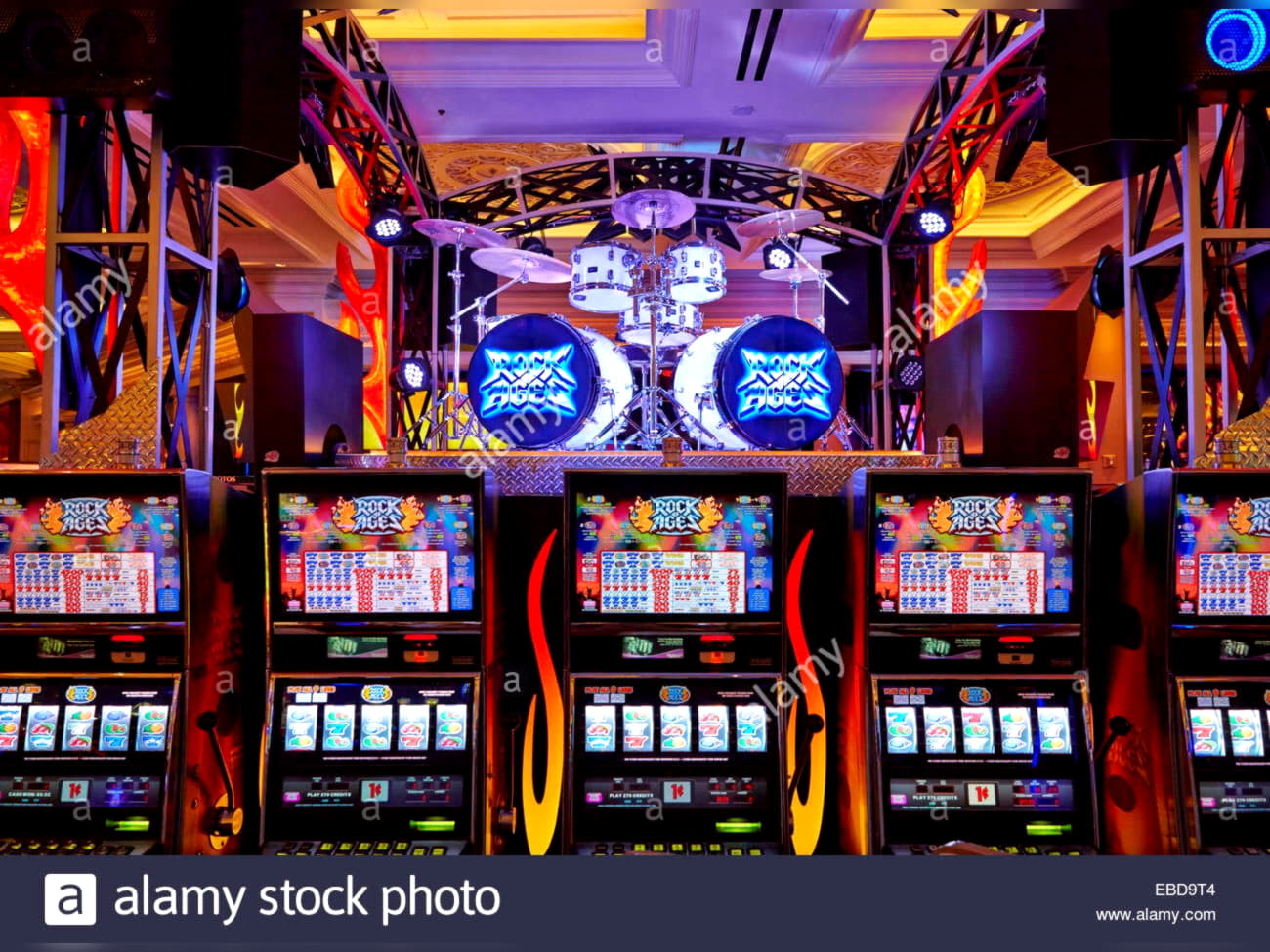 245 FREE SPINS at Royal Dubai Casino