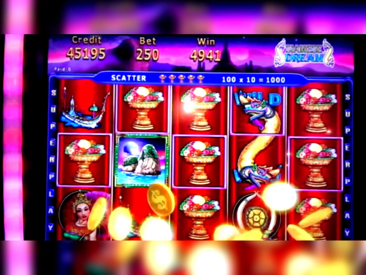 EUR 235 Mobile freeroll slot tournament at Omni Casino