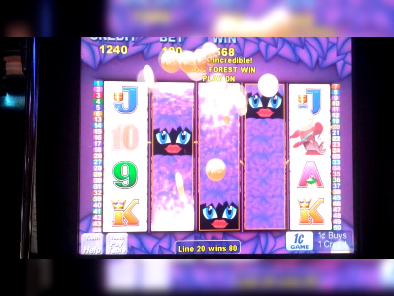 465% First deposit bonus at Luxury Casino