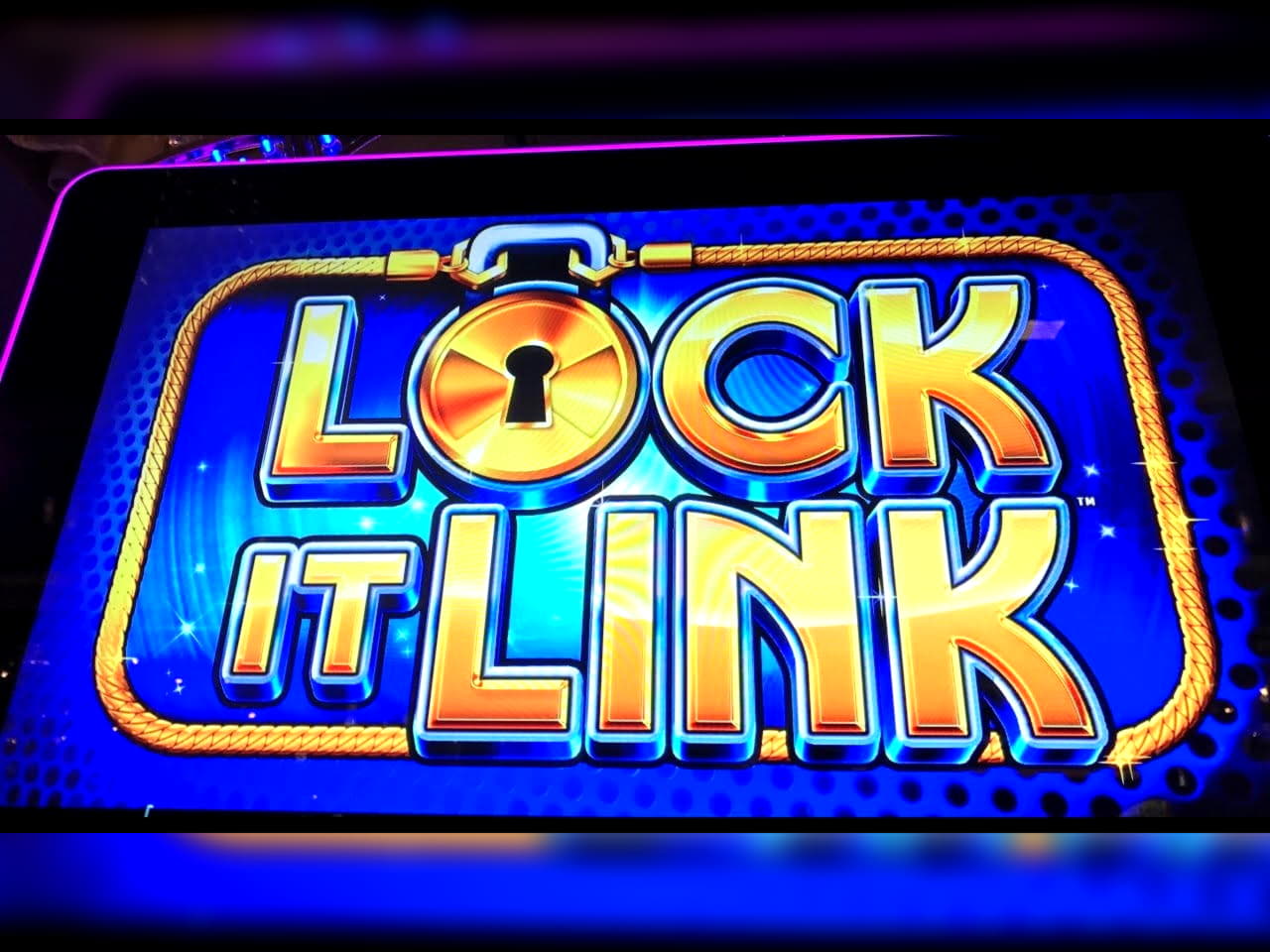 235 Loyalty Free Spins! at Cheeky Riches Casino