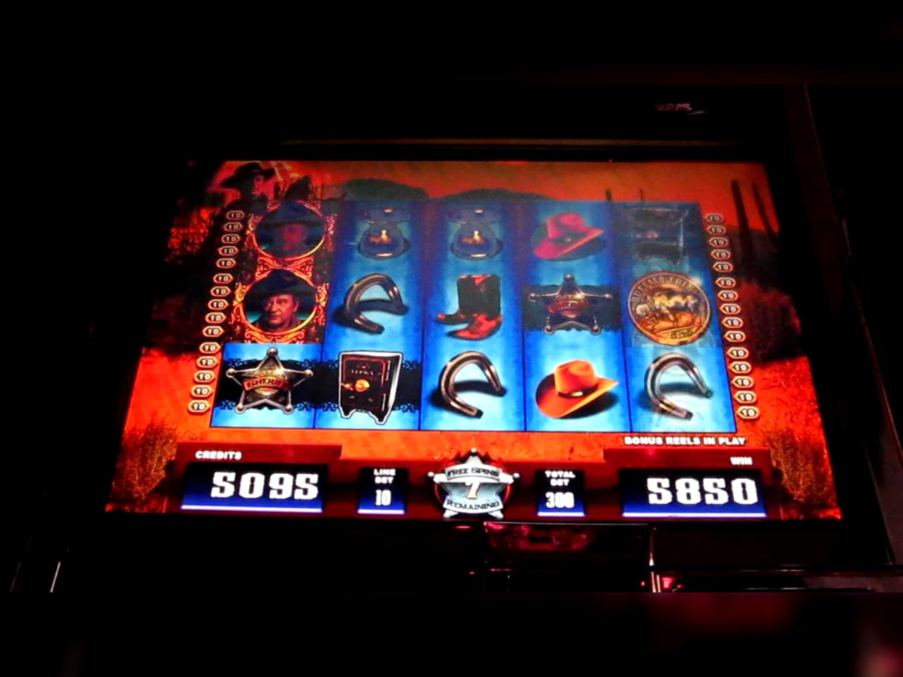 Eur 640 Free Casino Ticket at Bet At Home Casino