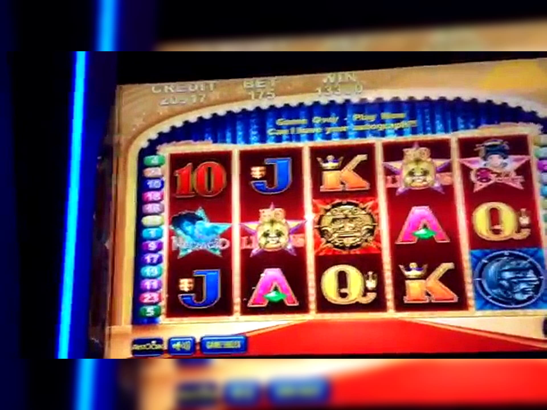 230 free casino spins at Cashpoint Casino