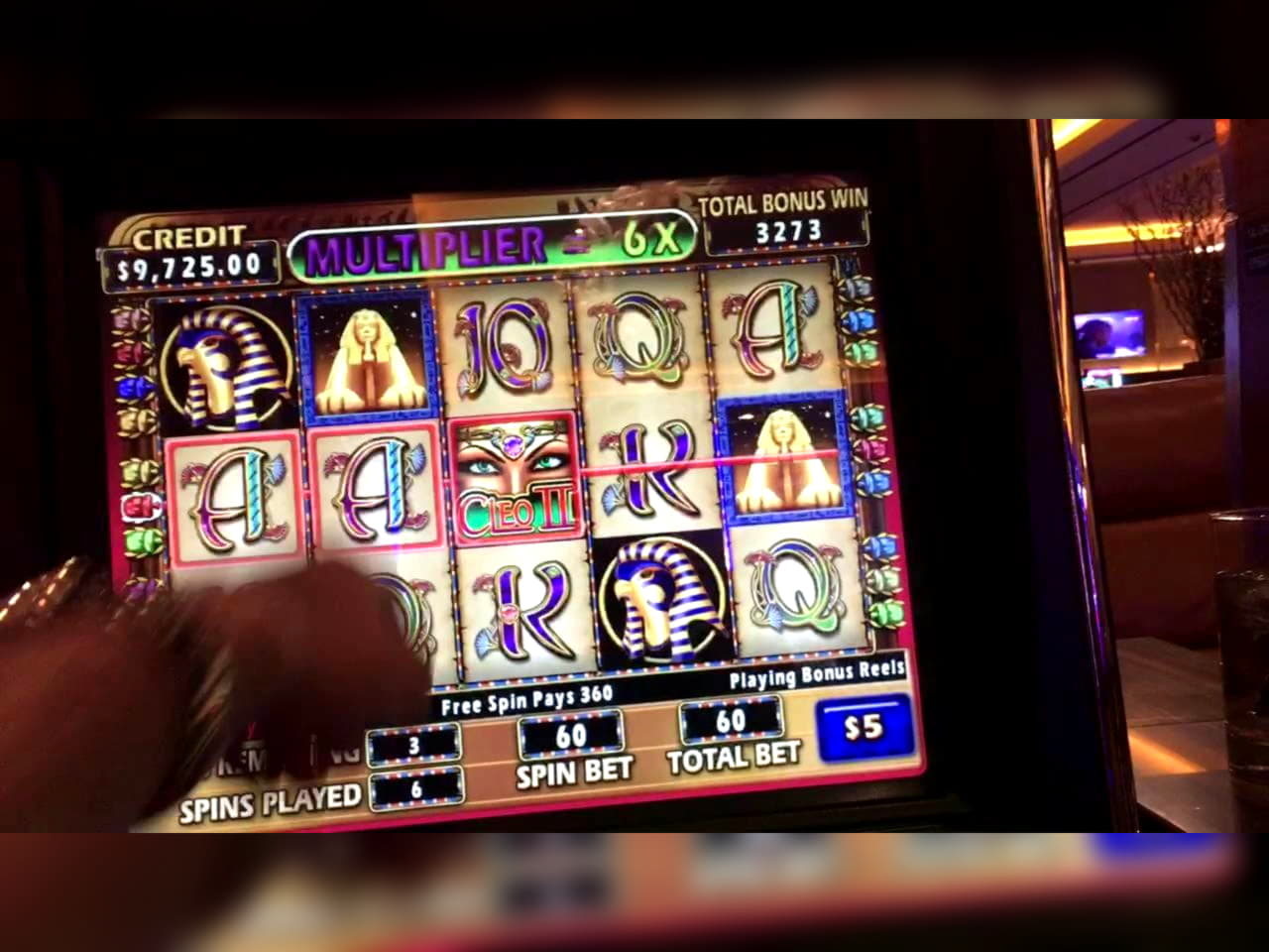 200 Free spins no deposit casino at Seven Cherries Casino