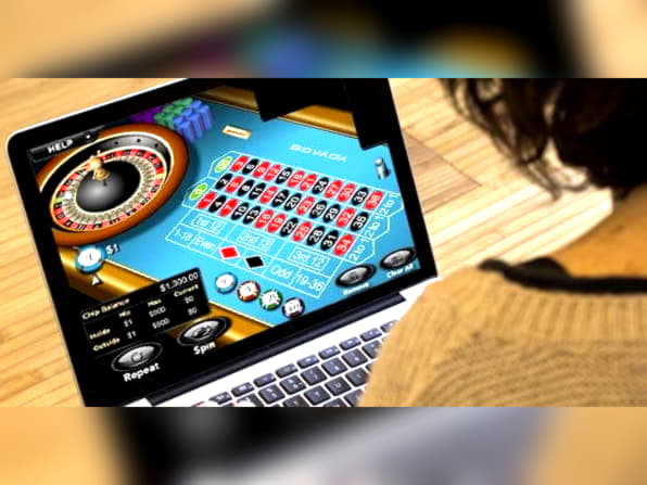 EURO 675 Mobile freeroll slot tournament at Cheeky Riches Casino