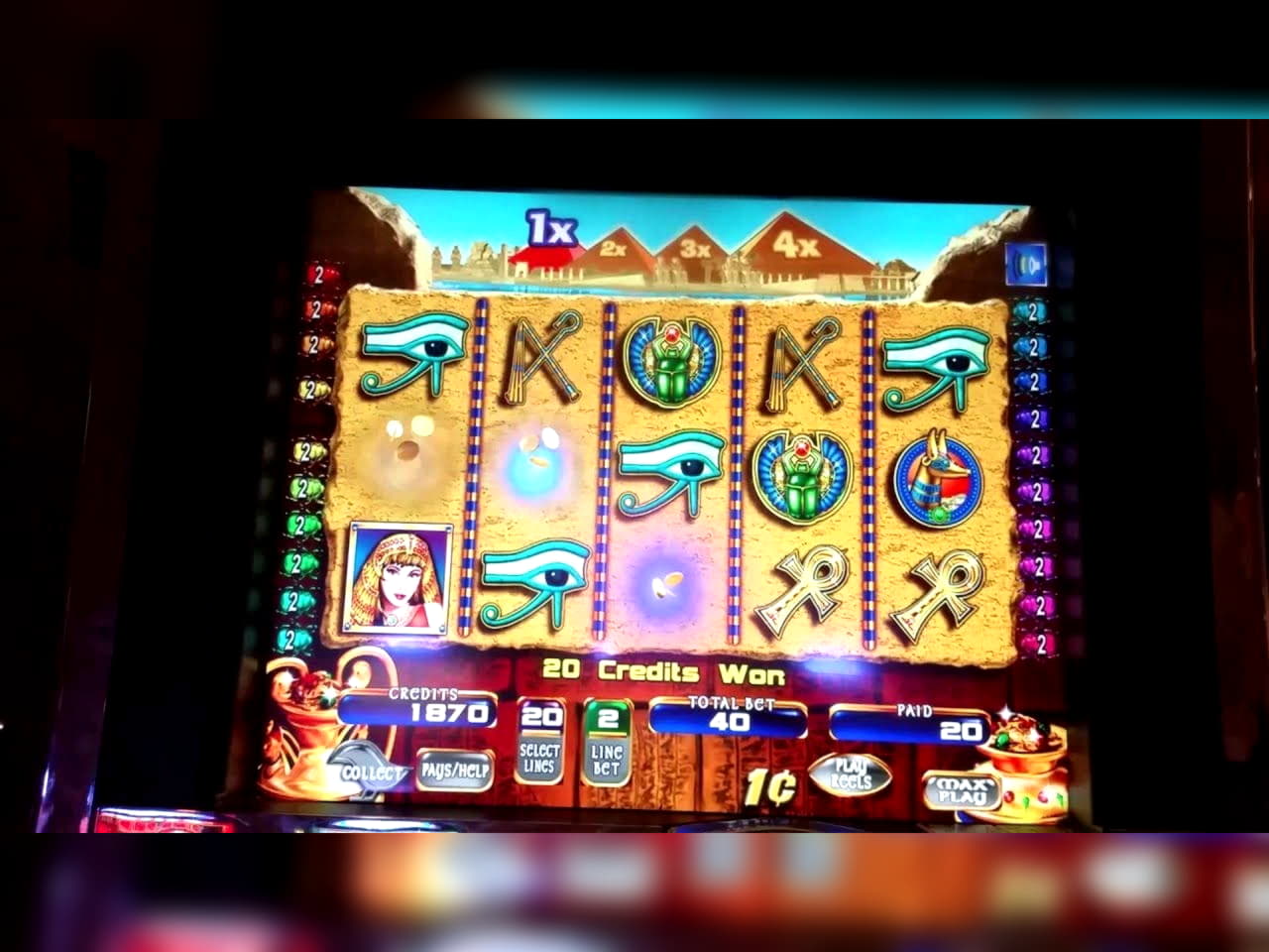 220 Free casino spins at Luxury Casino