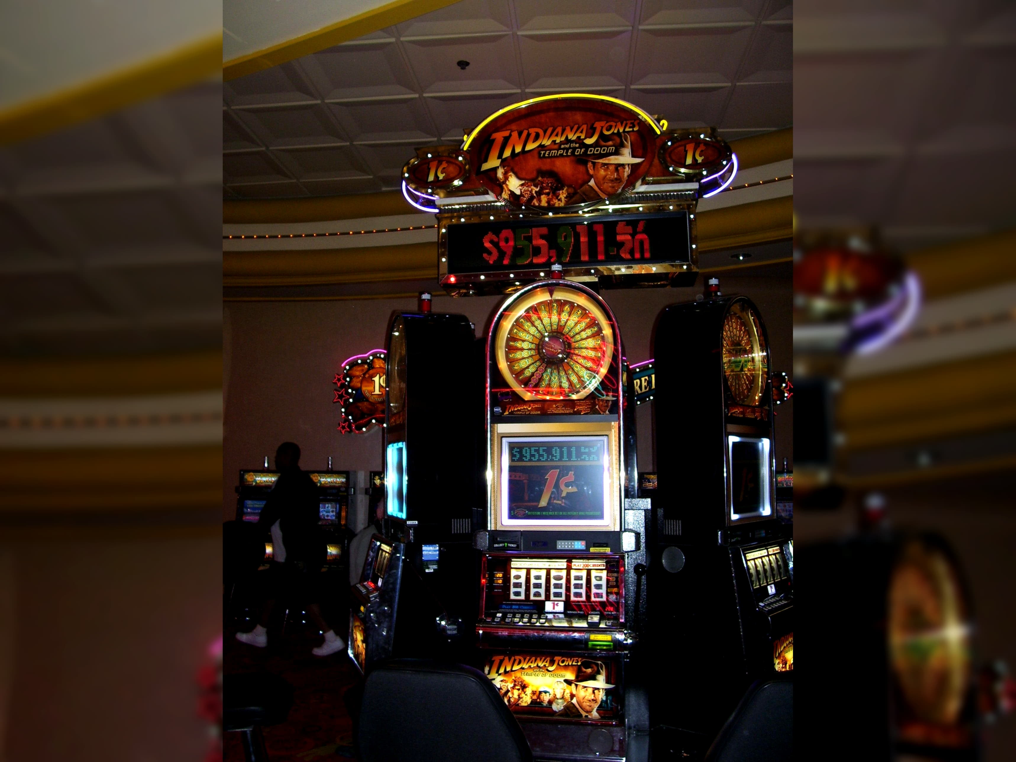 980% Deposit Match Bonus at La Fiesta Casino