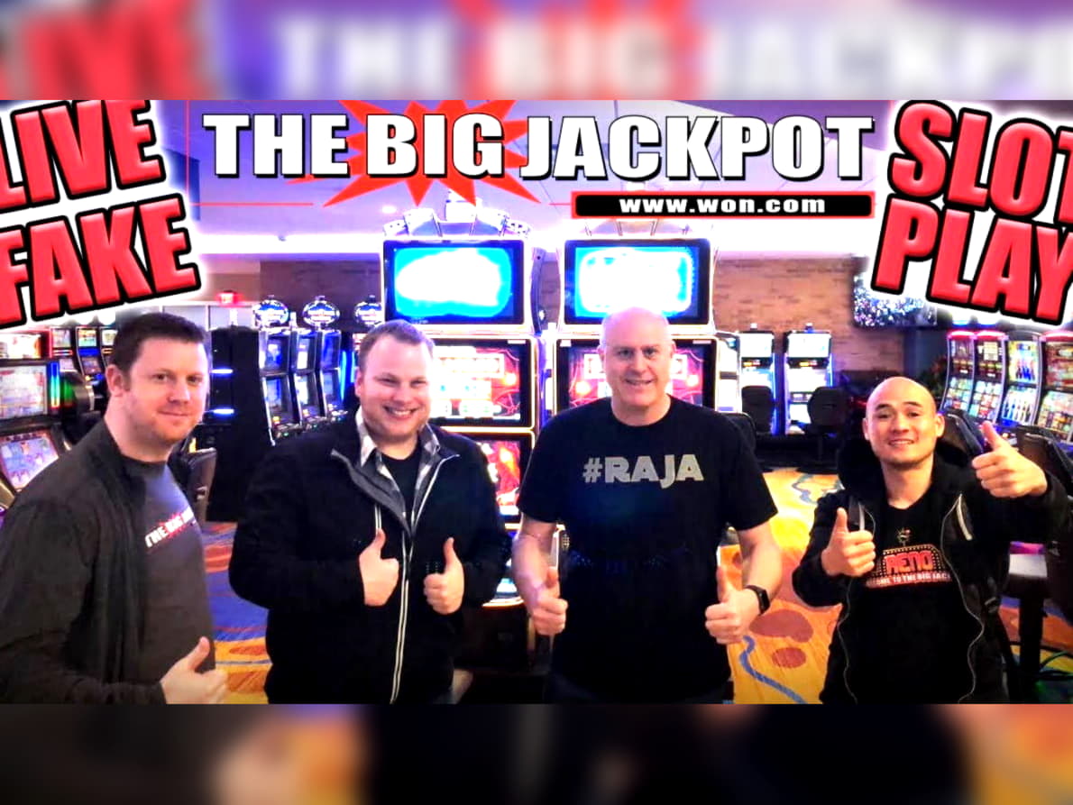 EUR 560 Mobile freeroll slot tournament at Platinum Play Casino