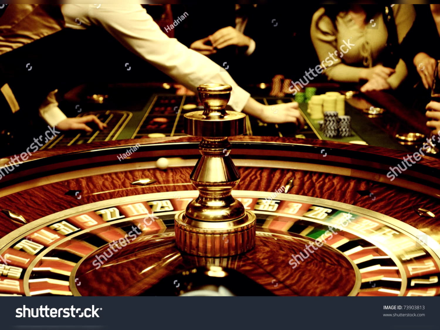 220 free spins at Royal Dubai Casino