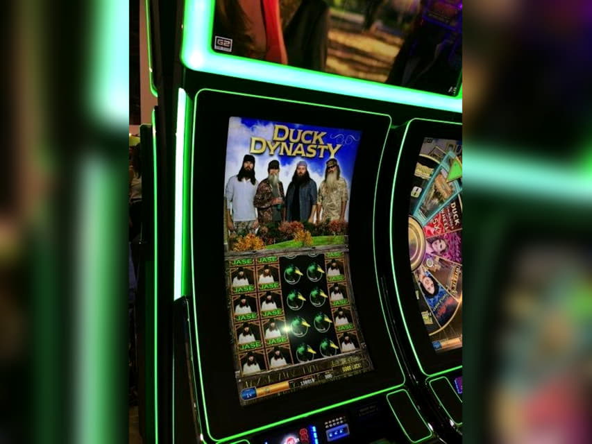 $1111 Mobile freeroll slot tournament at William Hill Casino
