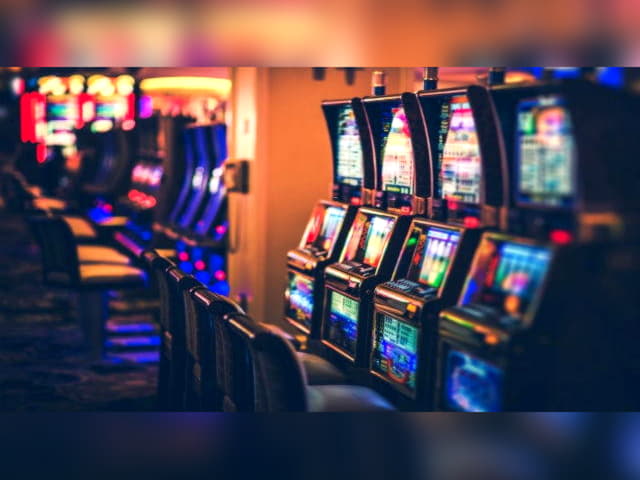 Eur 455 Daily freeroll slot tournament at Gamebookers Casino