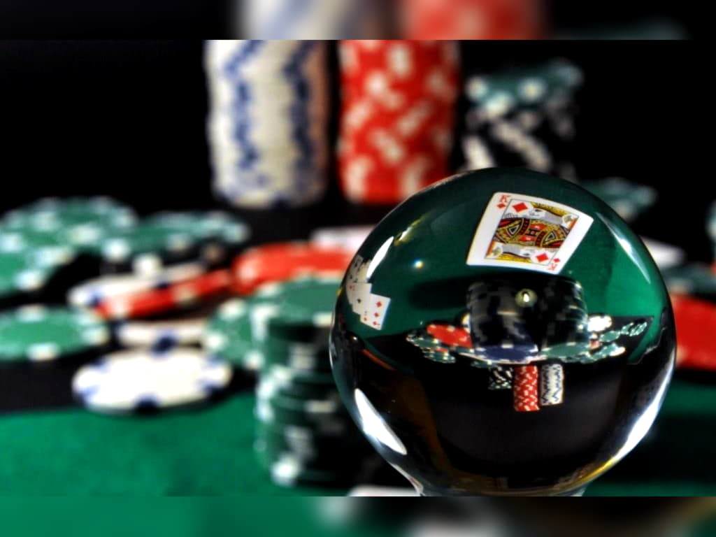 290% Match at a casino at Luxury Casino