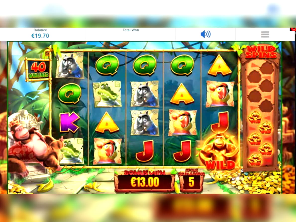 810% Deposit match bonus at Luxury Casino