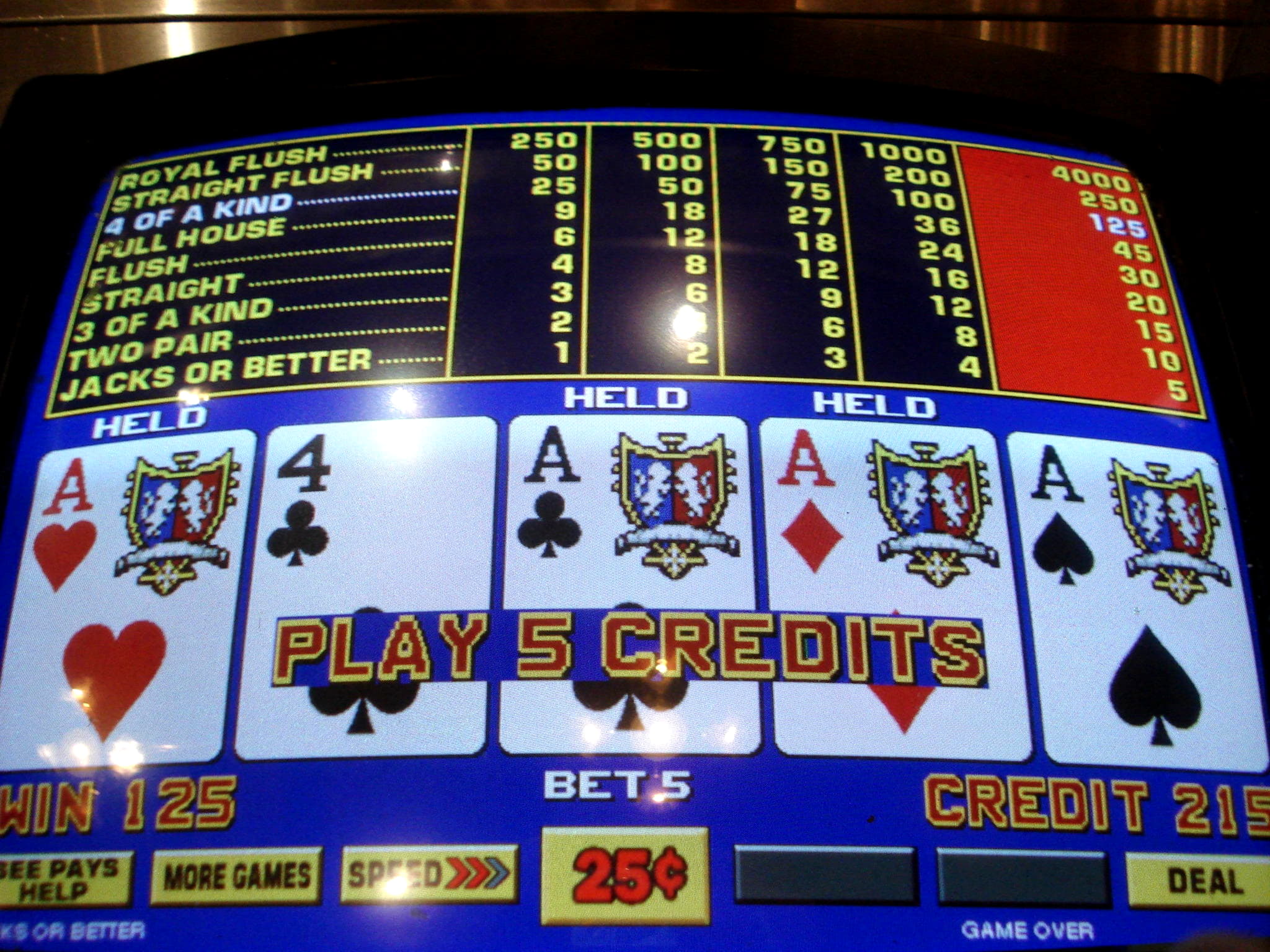 EUR 170 no deposit at Luxury Casino