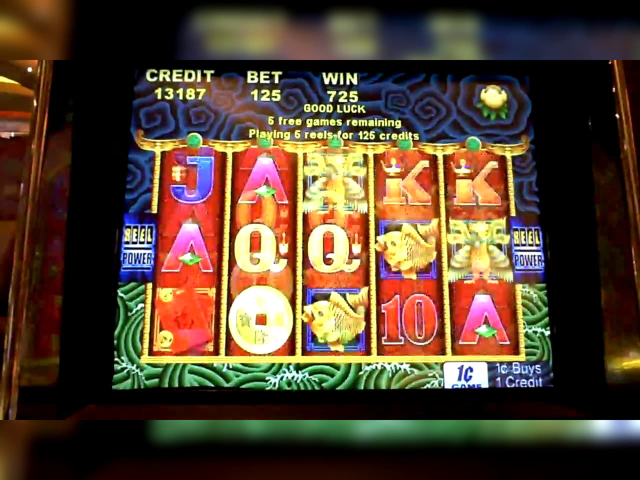 645% First Deposit Bonus at Luxury Casino