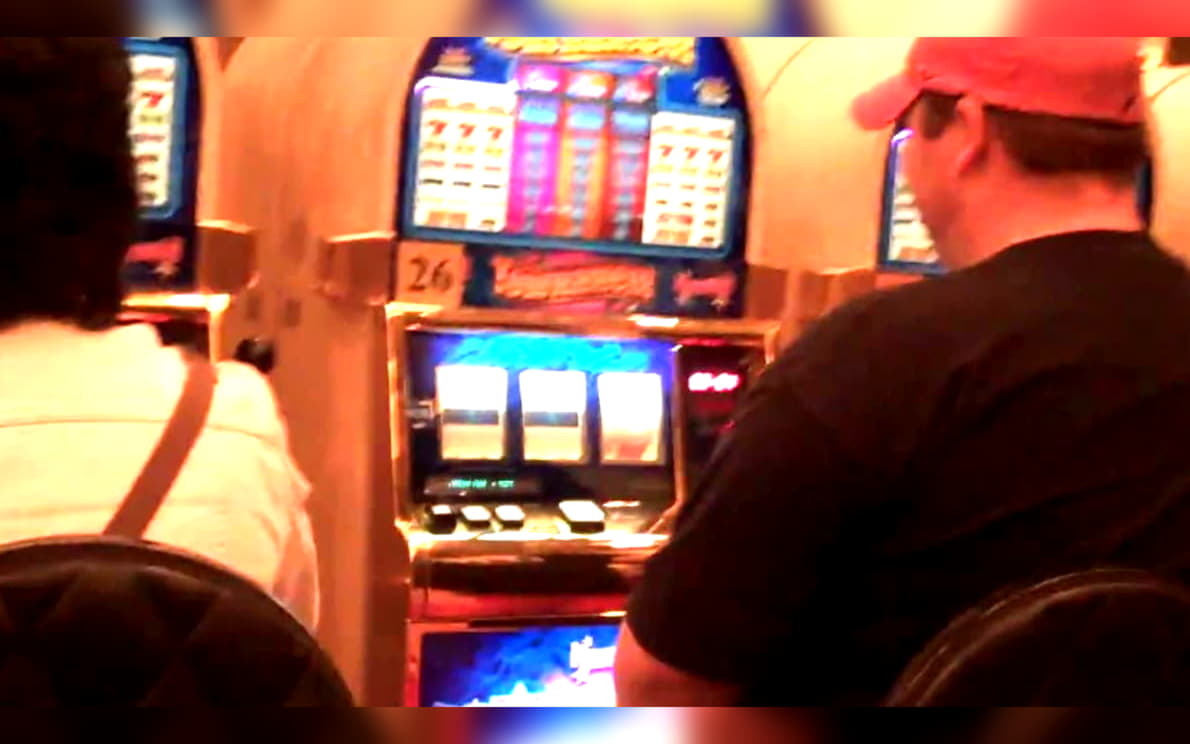 €10 Daily freeroll slot tournament at Platinum Play Casino