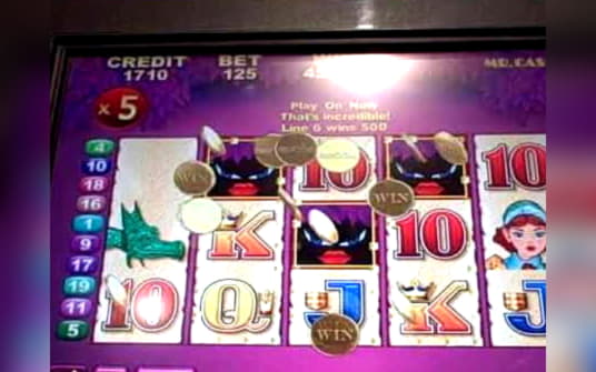 EURO 885 Daily freeroll slot tournament at Omni Casino
