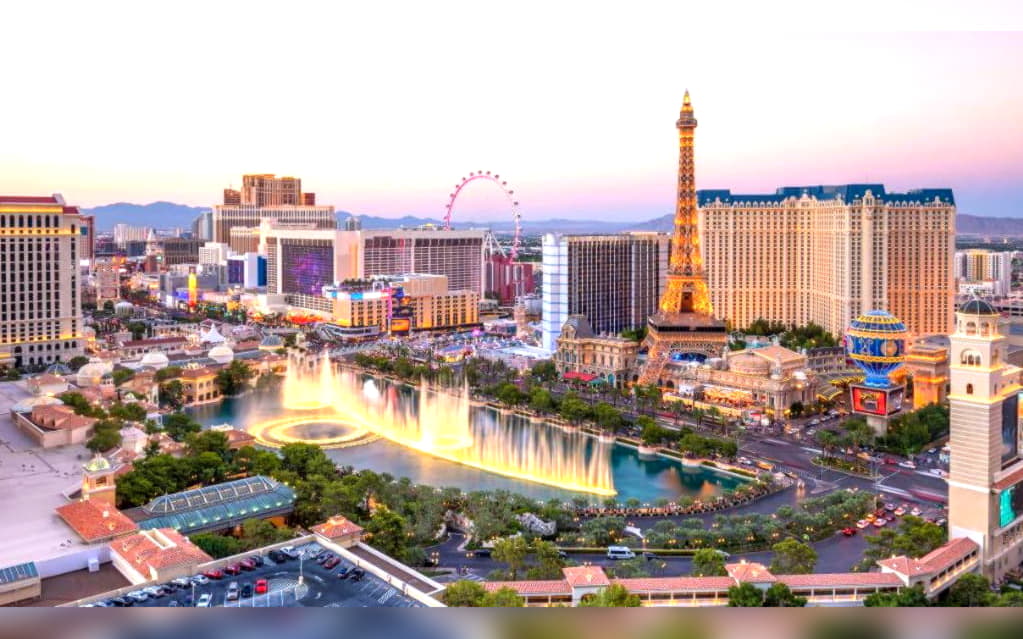 EUR 345 Mobile freeroll slot tournament at Spintropolis Casino