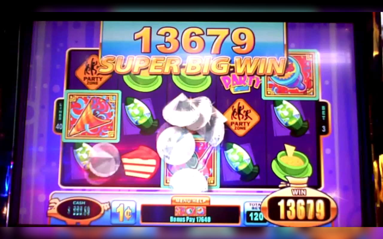 230 free spins at Royal Vegas Casino