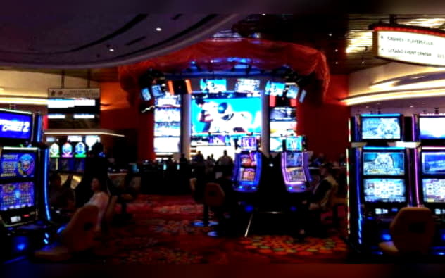 800% Match bonus at Spintropolis Casino