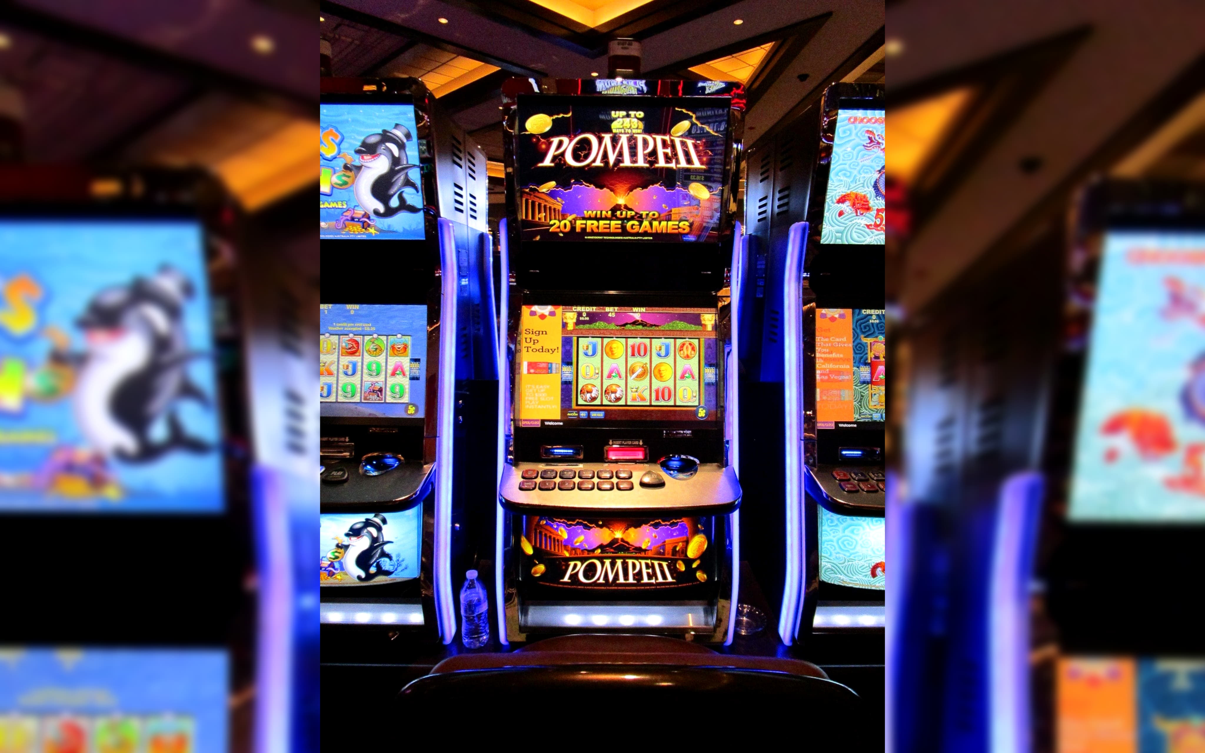 £330 Free Casino Tournament at Luxury Casino