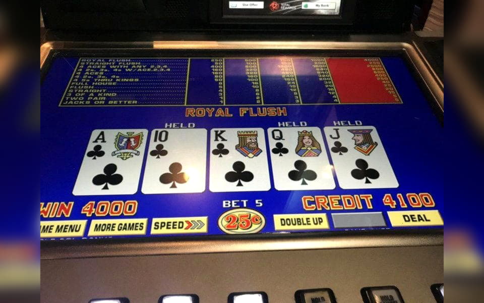 $915 No Deposit Bonus at Spin Palace Casino