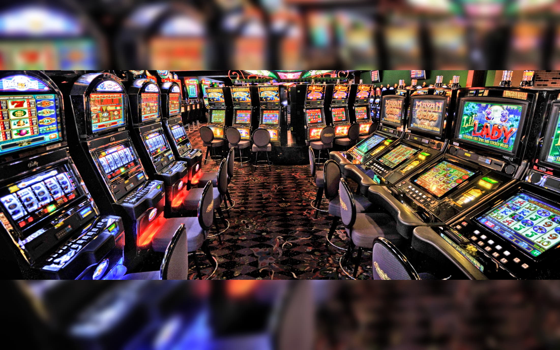 €375 Daily freeroll slot tournament at Bet At Home Casino