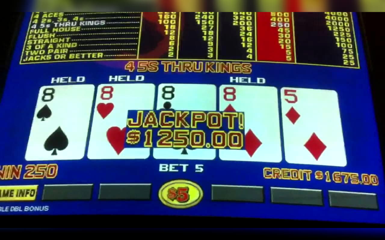 EUR 935 Casino tournaments freeroll at Luxury Casino