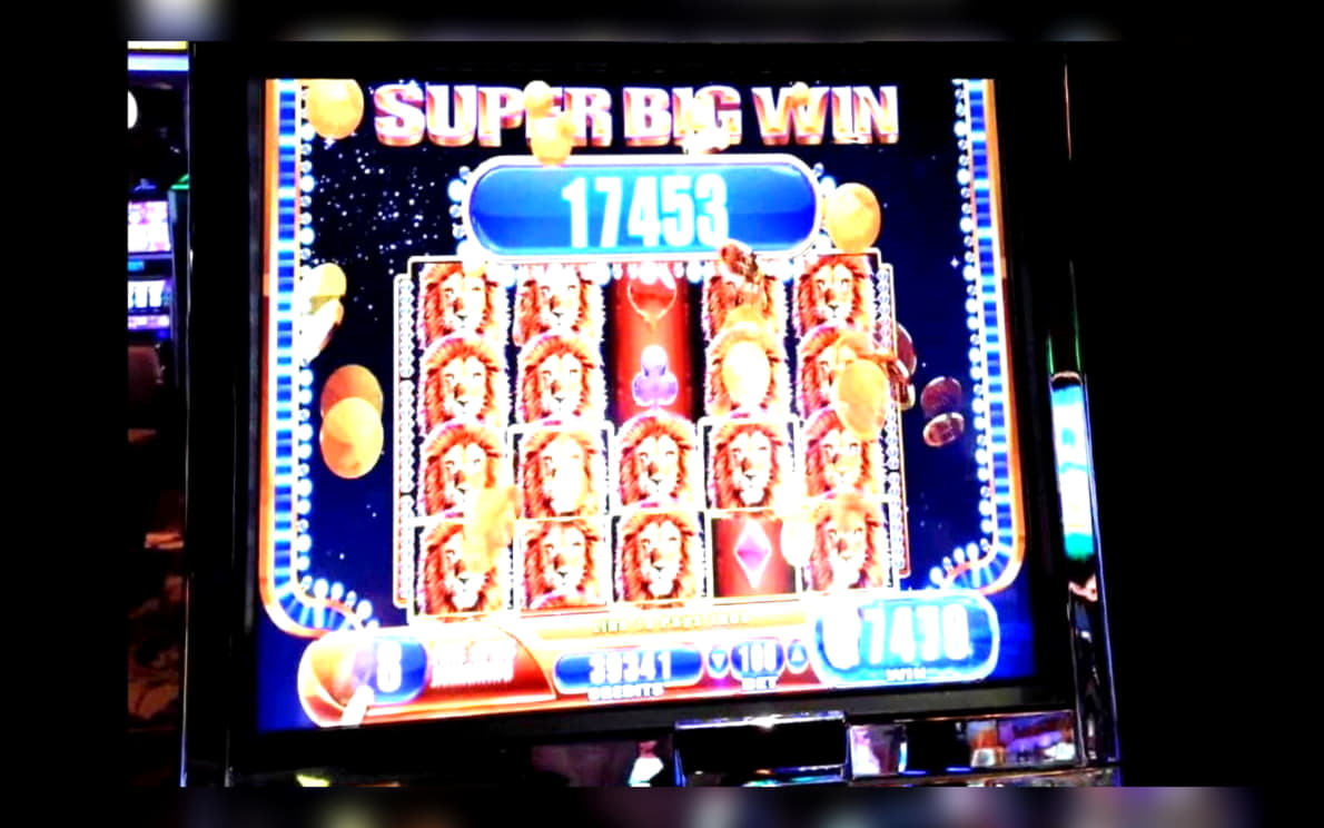 350% Match bonus casino at Royal Vegas Casino