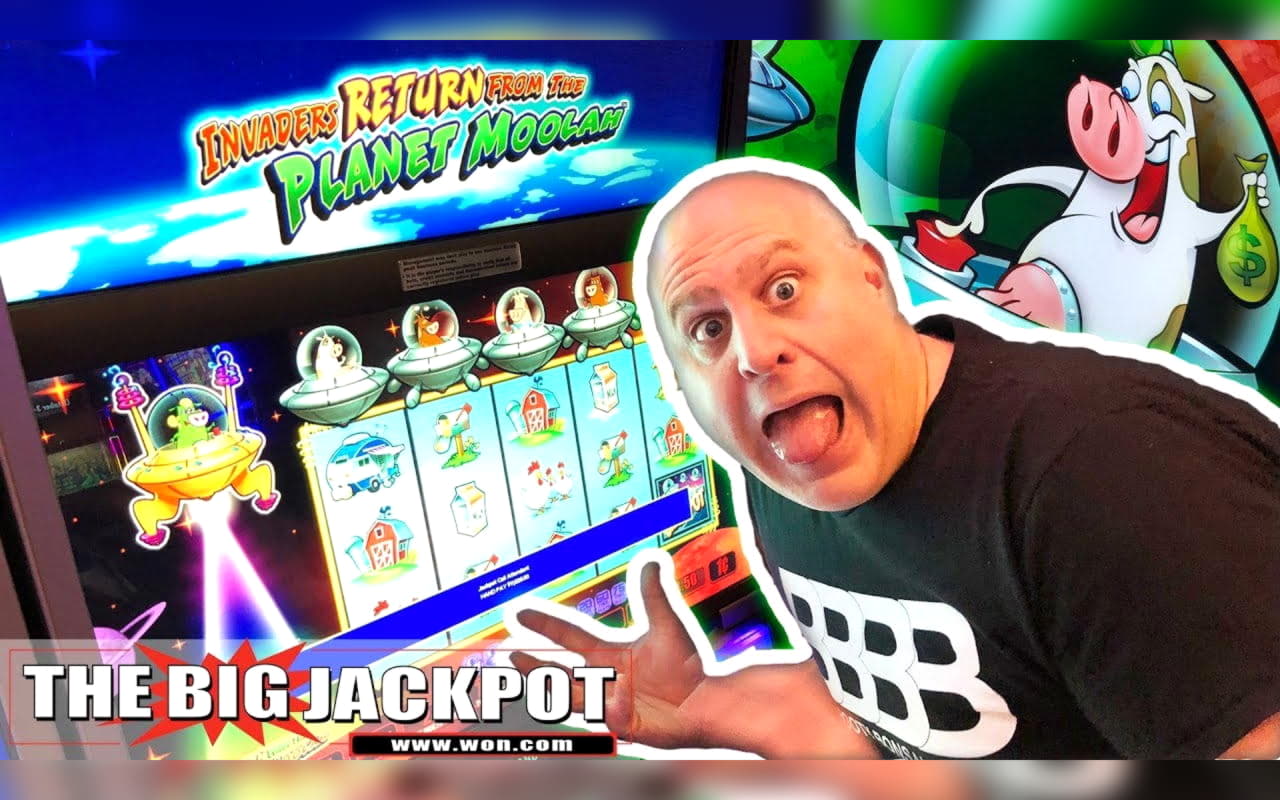 €245 Mobile freeroll slot tournament at Joy Casino