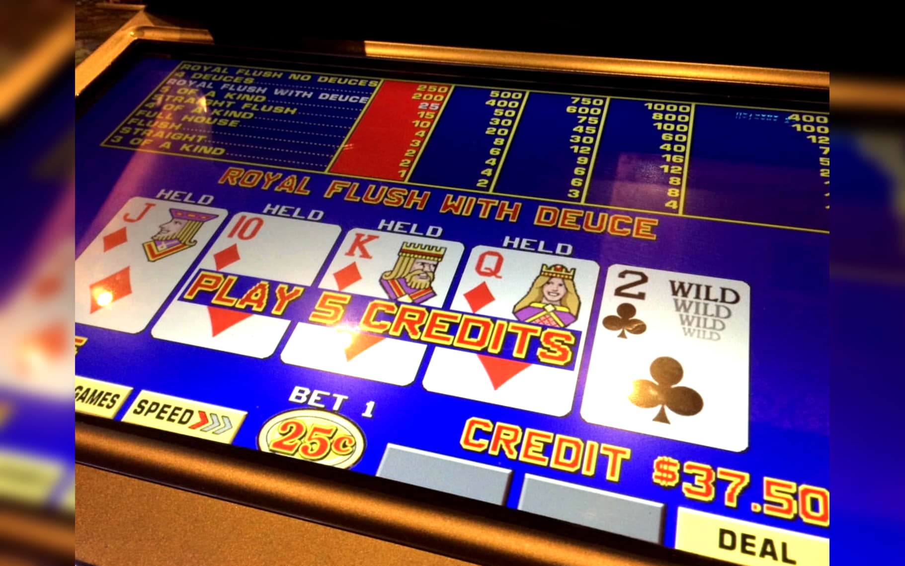 ﻿$215 free chip casino at Luxury Casino