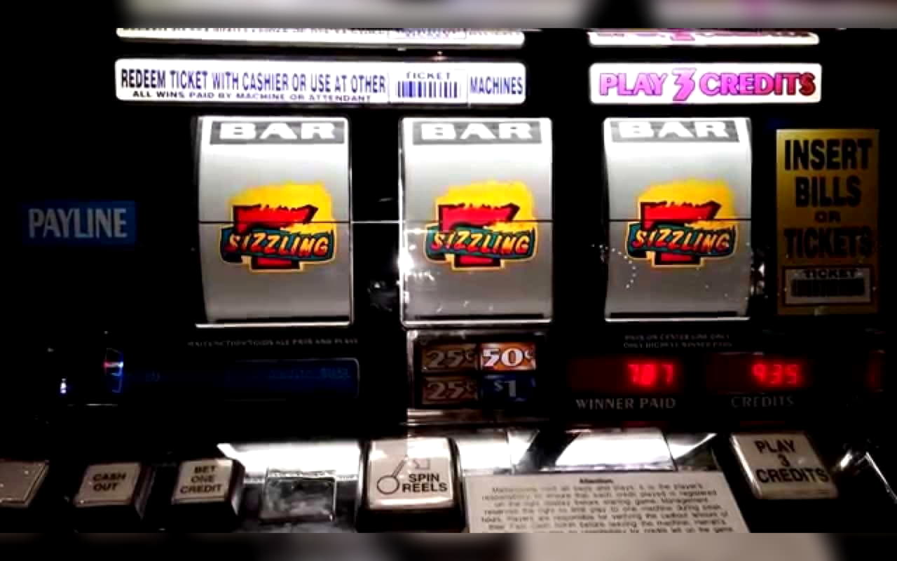 Eur 350 FREE CASINO CHIP at Karamba Casino