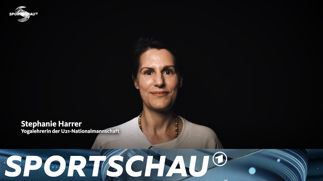 Die deutsche U21 hat eine Yoga-Lehrerin am Start - Stephanie Harrer im Fragenpressing | Sportschau