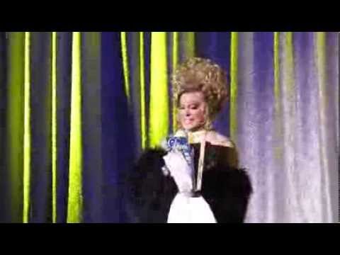 Frank Marino Gets The Last Laugh with Rude Audience Member at Divas Las Vegas
