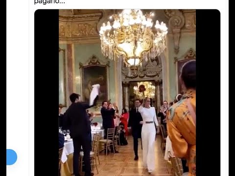 Ni mascarillas ni distancia de seguridad: la boda en el Casino de Madrid que indigna en redes