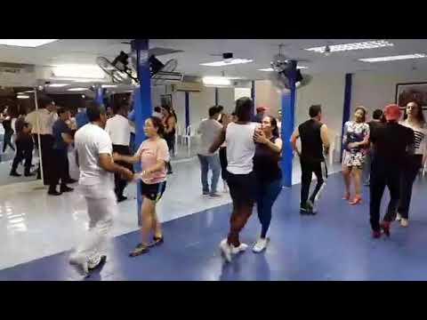 Baila Conmigo Salsa Studio - Clases de Salsa on 1 - Guayaquil - Ecuador 2017