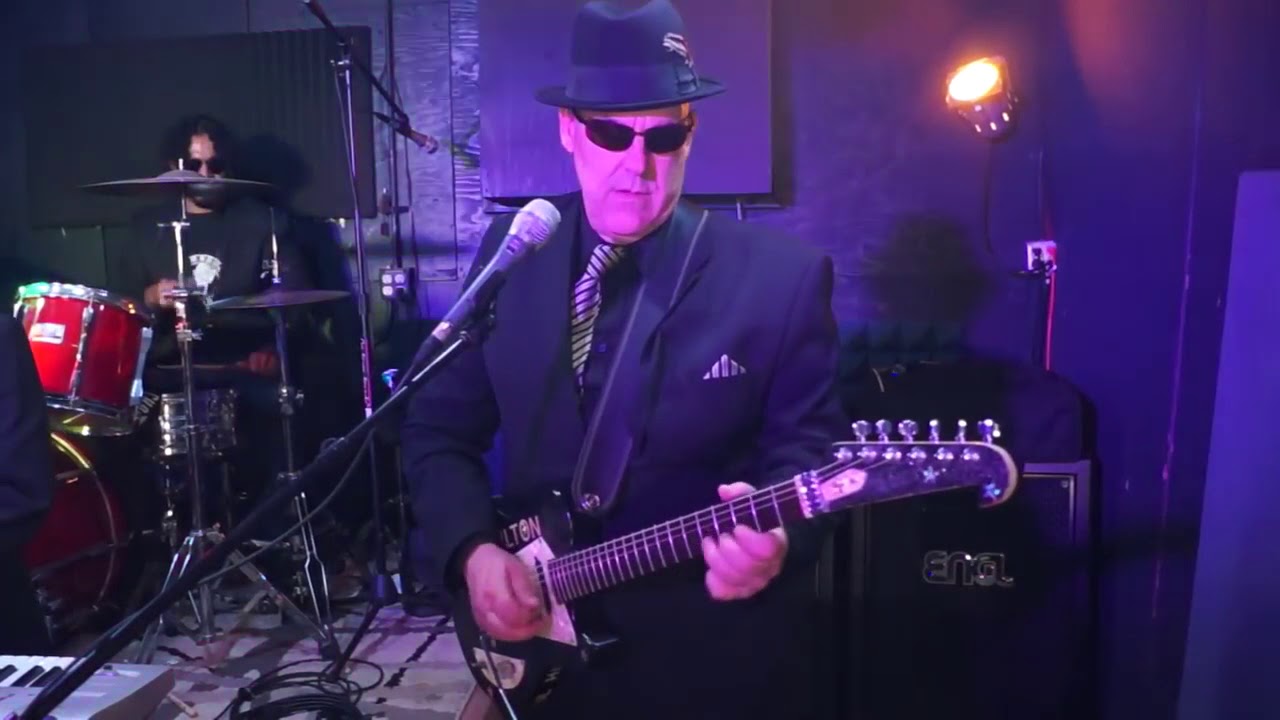 Latin Musicians-Latin Band-Grupo musical versatil en Los Angeles-quinceanera wedding Band